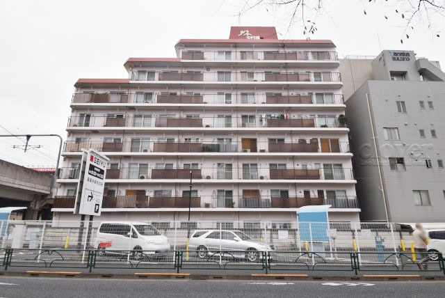 【外観】 | ルネ中村橋 | 手入れの行き届いた外壁やエントランスなど、「見ればわかる」レベルで清潔感を保ったマンションです。築年数を感じさせない姿で皆様をお出迎えします。～即日のご見学可能～　お問合せはお気軽にどうぞ。