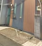 エクシード根岸のエントランス