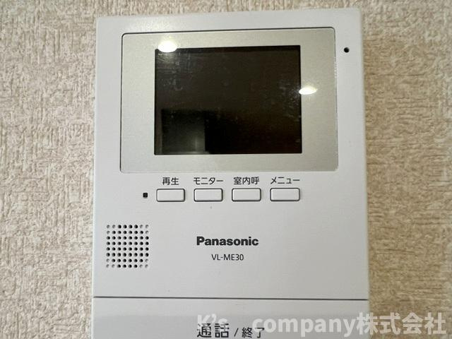 ◎高座郡寒川町一之宮8丁目　中古戸建のセキュリティ|訪問者の顔を確認できるモニター付きインターフォン☆