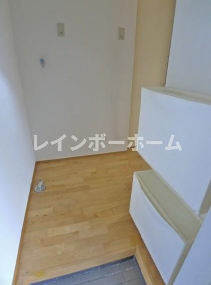 ピアモントの玄関|※別部屋参照写真となります。