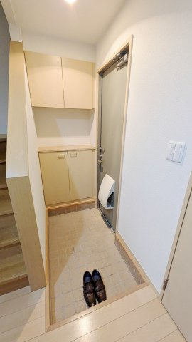 ピュアハウスの玄関