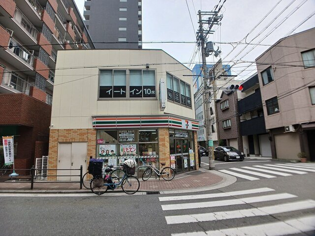 ネオ・ツリー・レジデンス難波の周辺|セブンイレブン日本橋東3丁目店まで300m