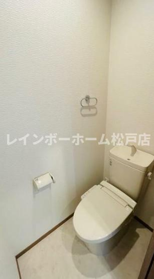 足立区六町１丁目のアパートのトイレ