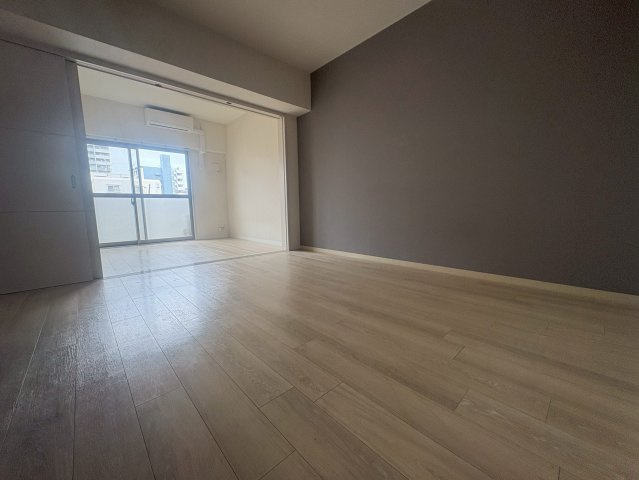 吹田市南金田２丁目の賃貸マンションの居間・リビング