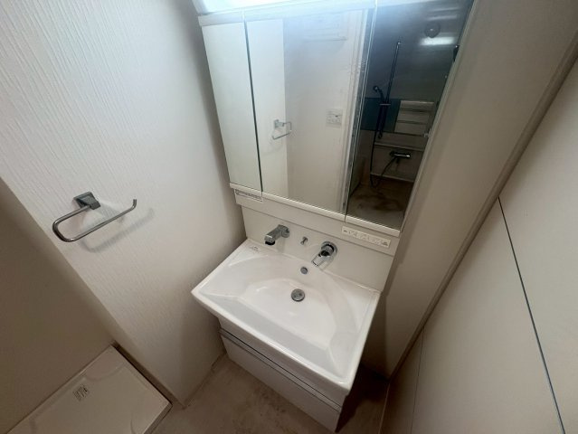 吹田市南金田２丁目の賃貸マンションの独立洗面台