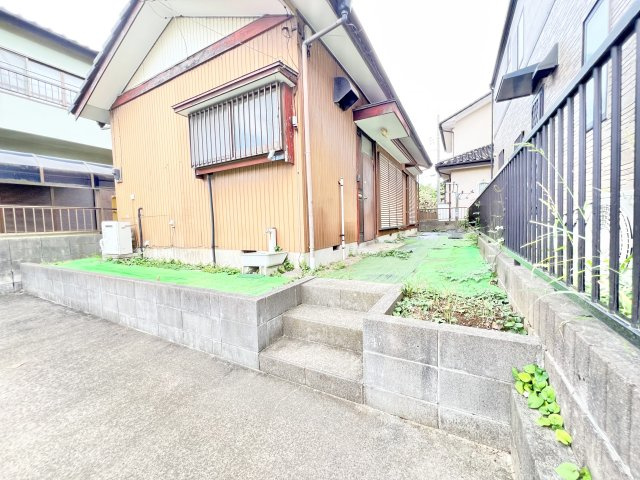 加瀬貸家のエントランス