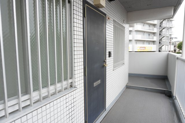 ベアドール壱番館の玄関