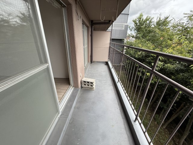 西田ハイツのバルコニー