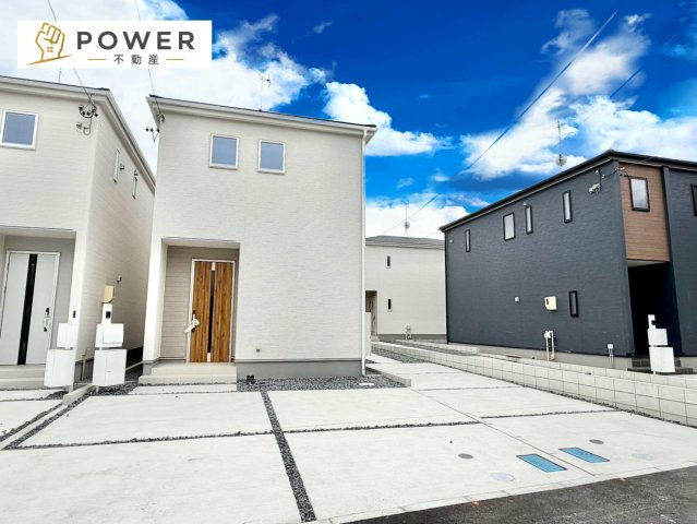 知多市新舞子第4の外観|落ち着いた色合いと上品な質感の外観は、家族の成長とともに永く愛せるデザインを実現しています。									
									