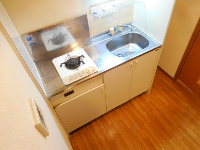 高槻市城北町２丁目の賃貸マンションのキッチン