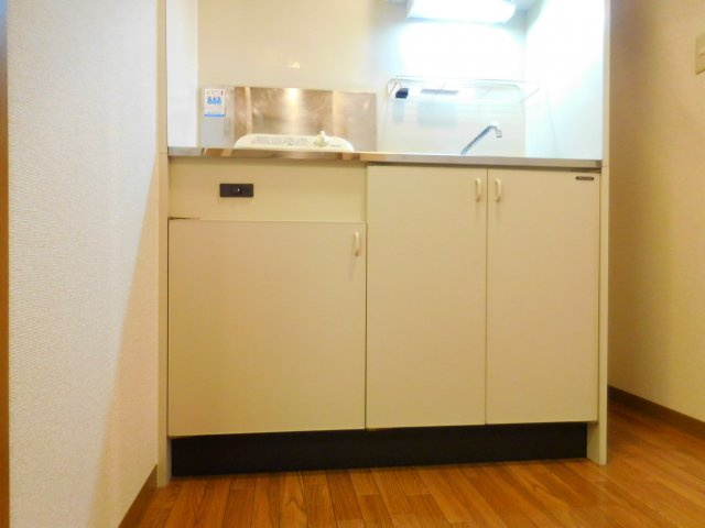 高槻市城北町２丁目の賃貸マンションのキッチン
