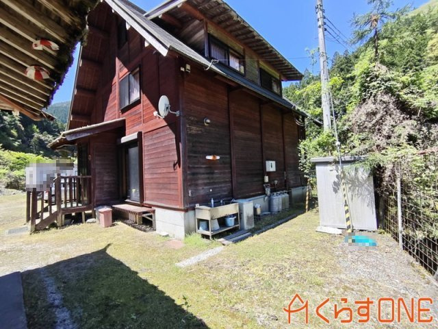 【外観】 | 自然豊かな好ロケーションのログハウス／宍粟市波賀町原
