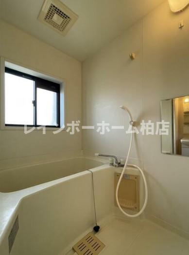 特典：仲介手数料が50％OFFです‼の浴室|落ち着いた空間のお風呂です