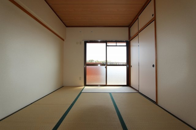 ５清邦ビルの和室|※同室タイプの画像です。内装の色などが異なる場合があります。