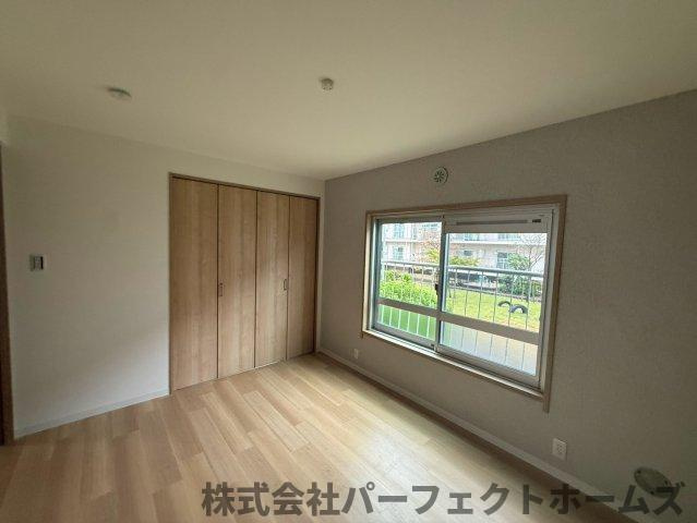 藤阪ハイツD4棟の洋室|洋室です