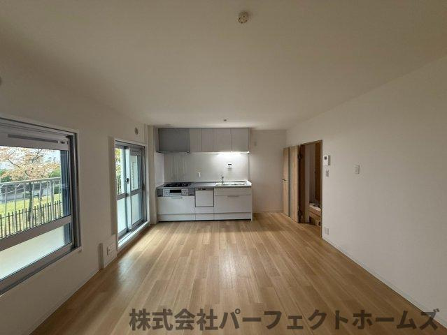 【居間・リビング】の画像