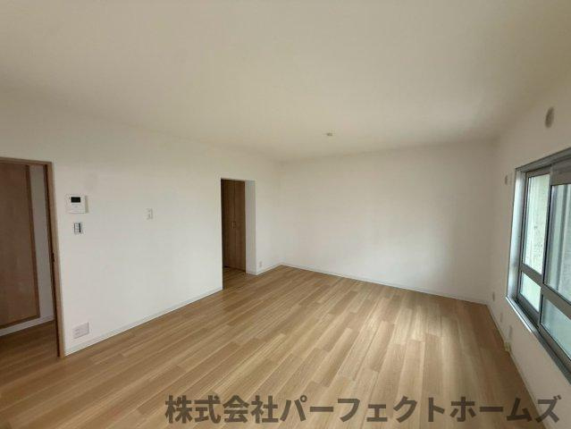 【居間・リビング】の画像