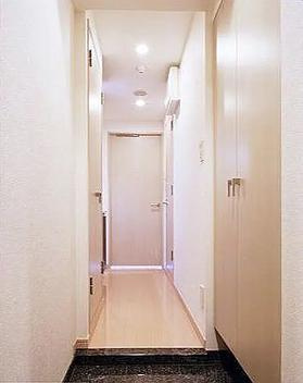 グラントゥルース練馬Ⅱの玄関