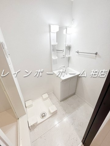 特典：仲介手数料が無料です!!の洗面所|別部屋。参考写真。