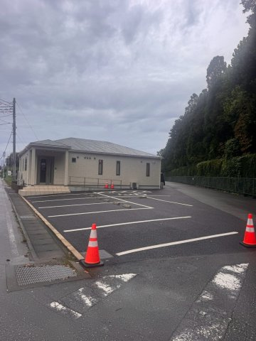 下野市薬師寺の駐車場