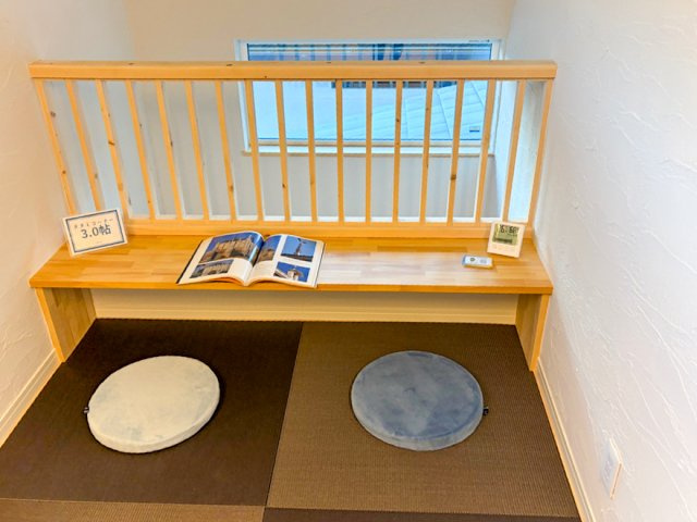 京都市北区西賀茂下庄田町の和室|タタミコーナーは、お子様が絵本を読んだり、デスクワークをしたりと多用途にご使用いただけます◎