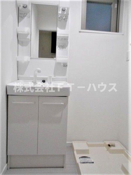 ＬＥＯ参拾伍番館の独立洗面台