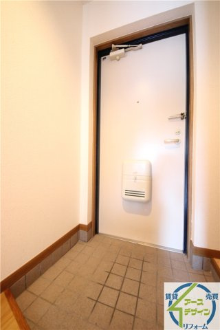 エテルノ・スクウェア弐番館の玄関