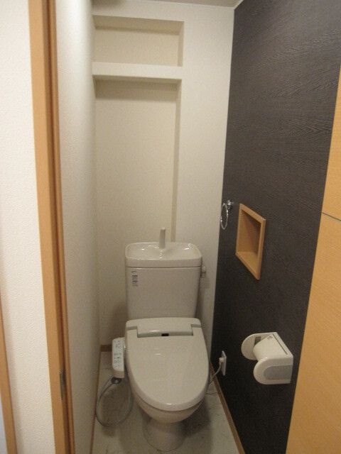 EL POLESTAR Ⅱ 386のトイレ
