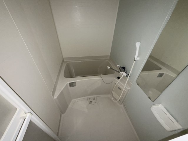 フレアコート甲南の浴室|同物件別部屋写真
