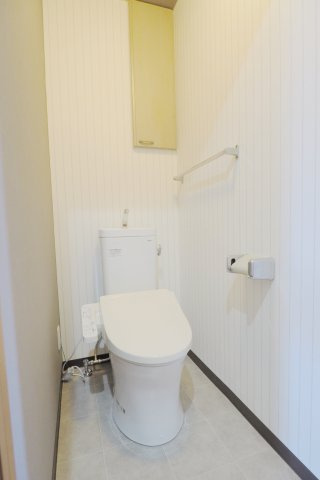 コモードFのトイレ