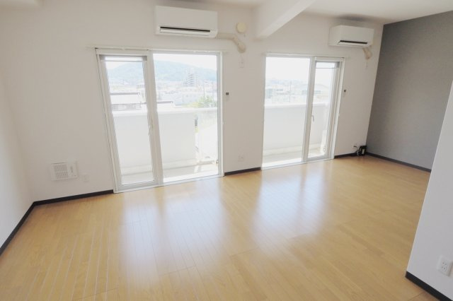 コモードFの展望