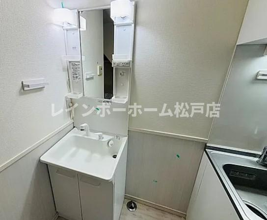 特典：仲介手数料が無料です!!の洗面所|同施工。参考写真。