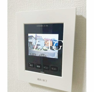 【セキュリティ】 | メゾン　ブランシュ | モニター付インターホンです。