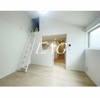 【居間・リビング】 | メゾン　ブランシュ | 洋室のお部屋です。