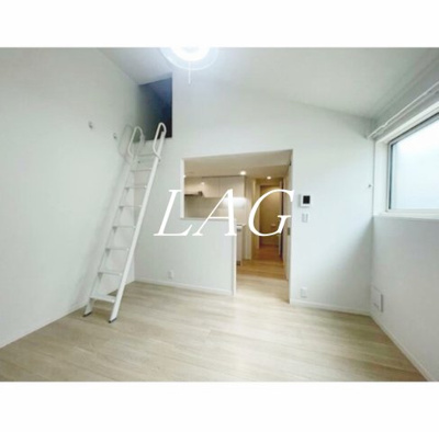 【居間・リビング】 | メゾン　ブランシュ | 洋室のお部屋です。