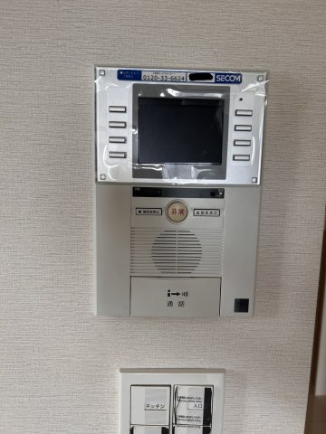 ブランズ東麻布の防犯設備|セコム対応・TVモニター付インターホン