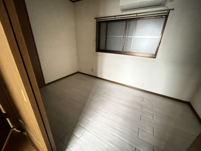【寝室】の画像
