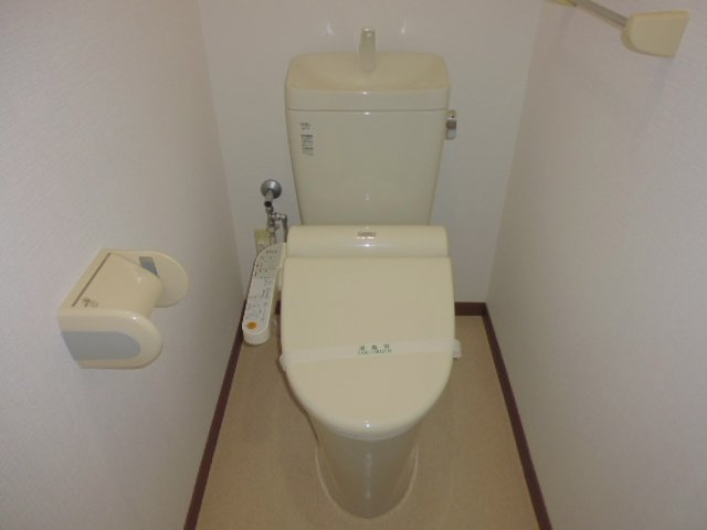 モンルポのトイレ|温水洗浄便座