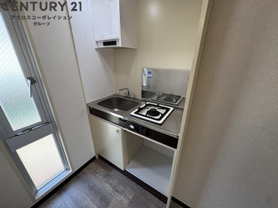 壁付けキッチンでスペースを有効活用できます！