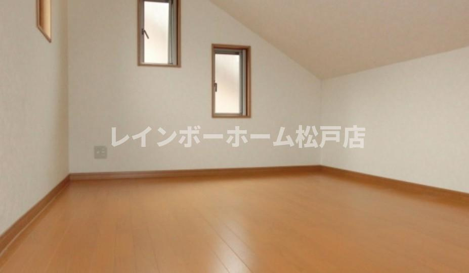 F-3の内装