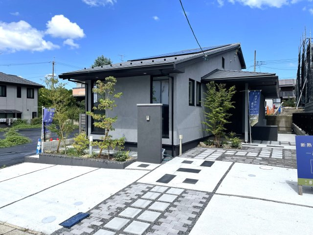 【商談中】京都市左京区岩倉長谷南の外観|水平美(すいび)の邸宅(いえ)。全館空調装備の高気密高断熱のお住まいです！