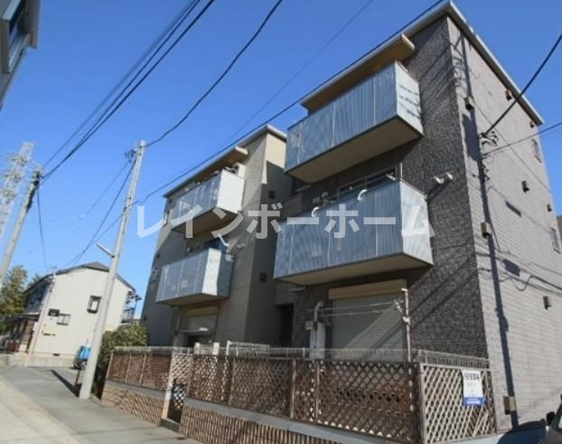 フォルス11の外観