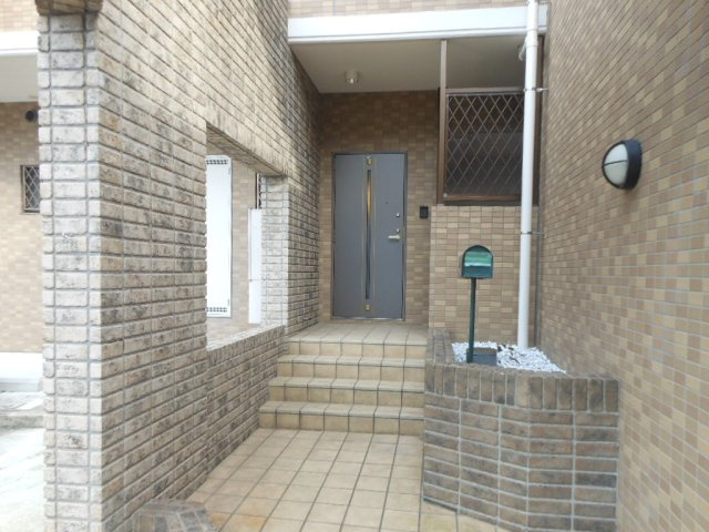 ｌａ　ｔｉｅ　上社