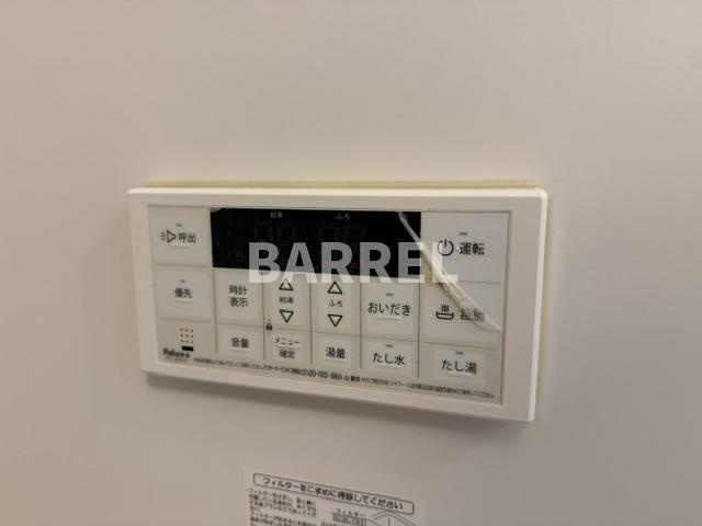 シャレードの設備