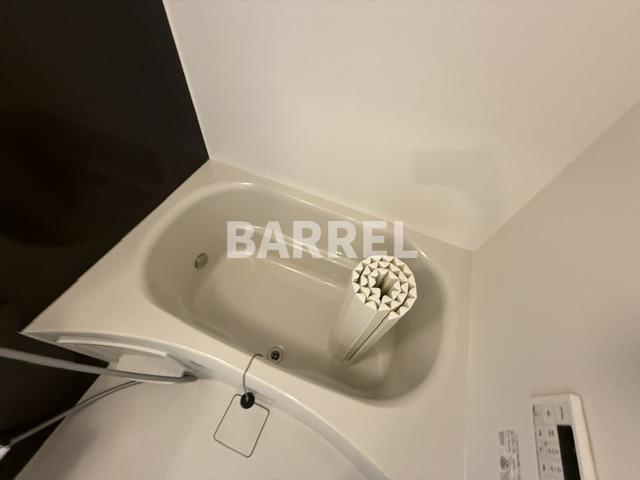 シャレードの浴室