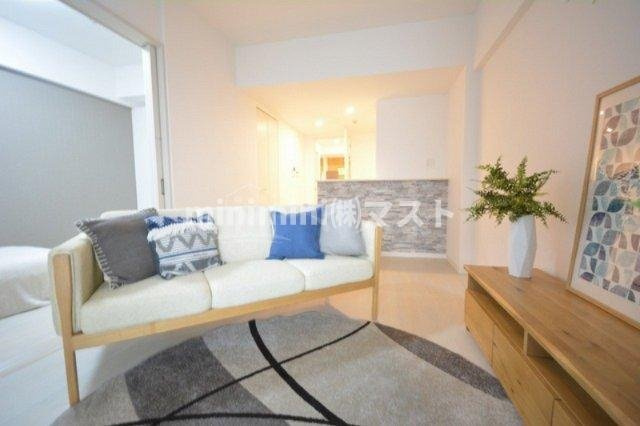 グランパシフィック花園Luxeの居間・リビング|※同マンション別間取り参考写真です