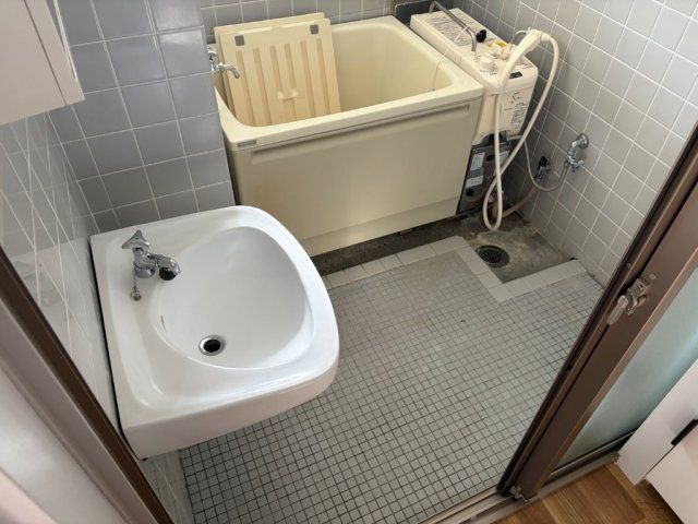 北砂四丁目住宅の洗面所