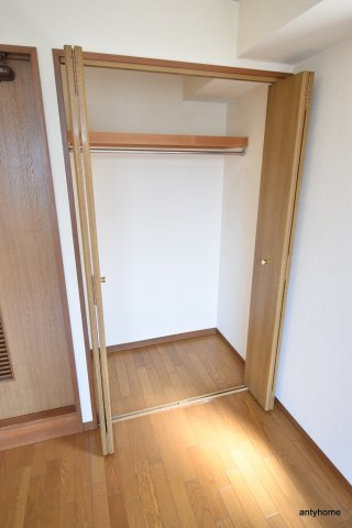 メゾンラフィネ　仲介手数料無料の収納