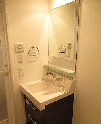 THE CUBEの洗面所