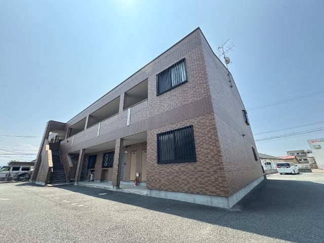 熊本市東区桜木５丁目のアパートの外観|外観写真（昼）